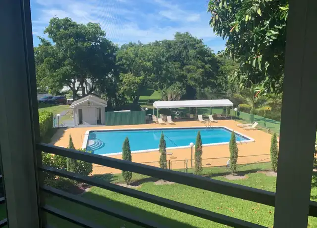 Property at 104 Royal Park Dr Unit 3E, Oakland Park, FL, 33309, 1 bed, 1.5 baths, [object Object]