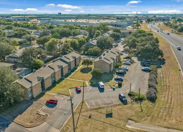 Property at 8824 Old McGregor Rd Unit 207, Woodway, TX, 76712, 2 beds, 1 bath, [object Object]