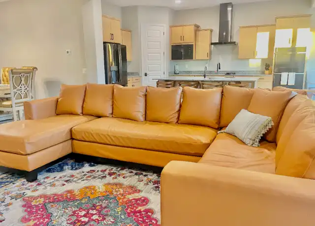 Property at 8511 W Palo Verde Dr, Glendale, AZ, 85305, 5 beds, 4 baths, [object Object]