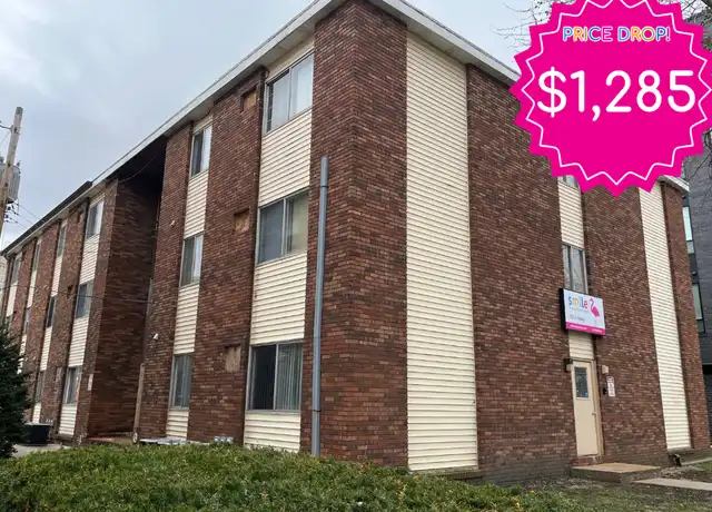 Property at 107 E Healey St, Champaign, IL, 61820, 1 bed, 1 bath, [object Object]