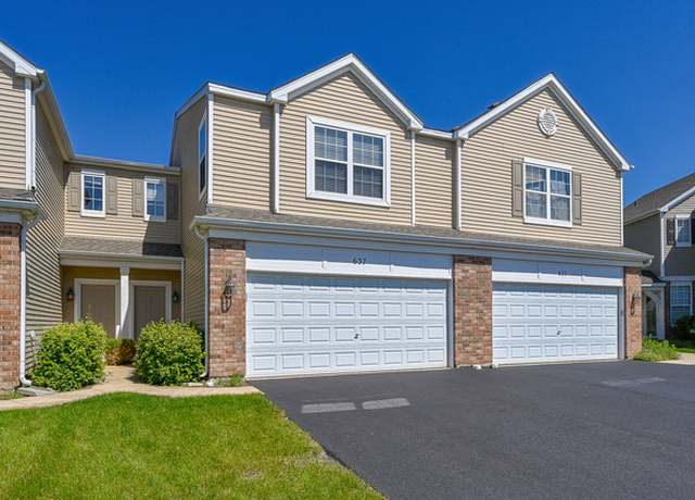 Photo of 637 Springbrook Trl N, Oswego, IL 60543
