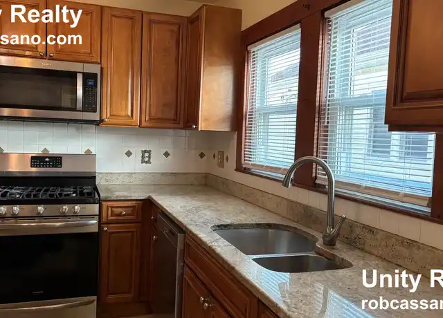 Property at 42 Chipman St Unit 1, Medford, MA, 02155, 3 beds, 1 bath, [object Object]