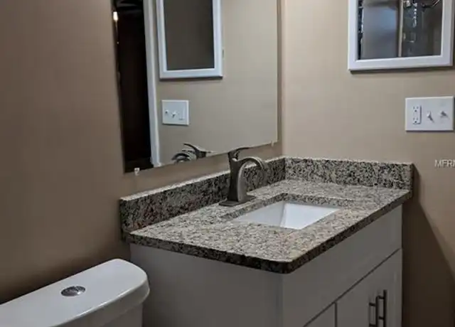 Property at 213 W Cleveland St, Apopka, FL, 32703, 3 beds, 1 bath, [object Object]