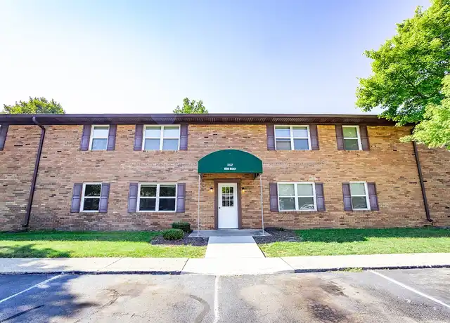 Property at Somerset Apartments - 2111 W Frederick Dr, Marion, IN, 46952, 1-2 bed, 1-1.5 bath, [object Object]