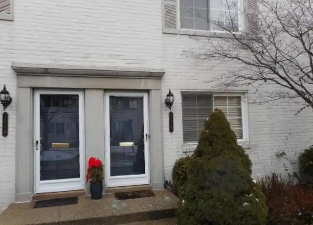 Property at 1712 Graefield Rd, Birmingham, MI, 48009, 2 beds, 1 bath, [object Object]
