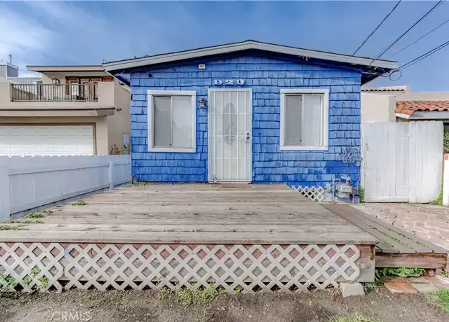 Property at 923 Alabama St, Huntington Beach, CA, 92648, 2 beds, 1 bath, [object Object]
