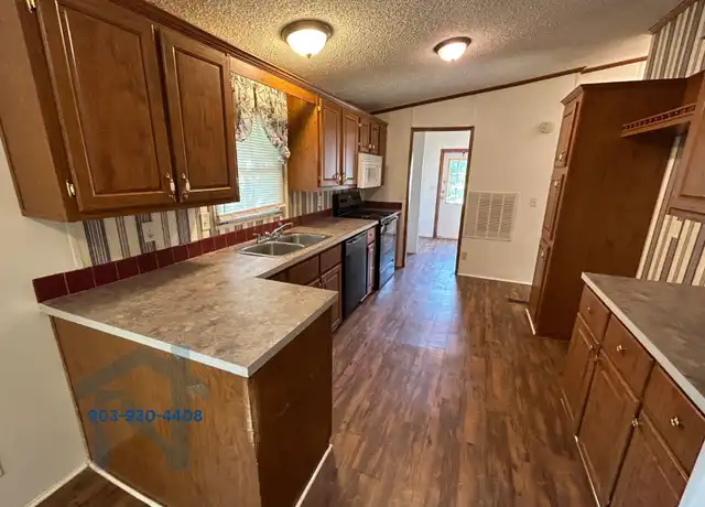 Property at 507 Hickory St #1, Queen City, TX, 75572, 3 beds, 2 baths, [object Object]