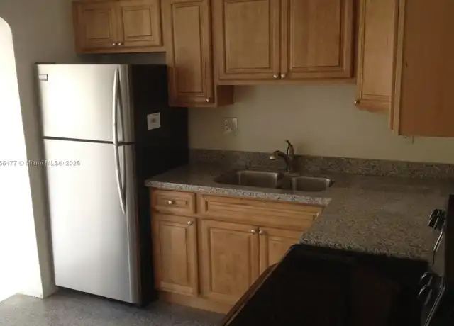Property at 3521 SW 48th Ave Unit 3521, Hollywood, FL, 33023, 4 beds, 1 bath, [object Object]