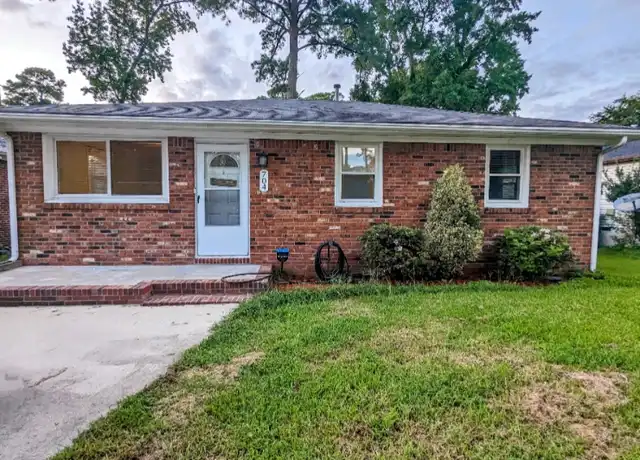 Property at 704 Osborn Ave, Chesapeake, VA, 23325, 3 beds, 1 bath, [object Object]