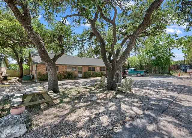 Property at Boerne Villas - 1218 S Main St, Boerne, TX, 78006, 1 bed, 1 bath, [object Object]