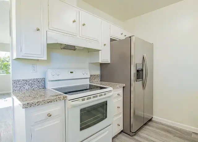 Property at Hermitage Apartments - 5228 Hermitage Ave, Valley Village, CA, 91607, 2 beds, 1 bath, [object Object]