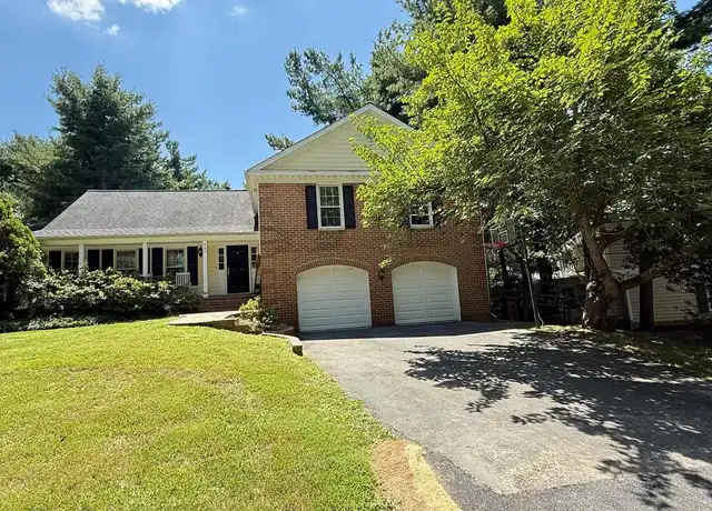 Property at 947 Farm Haven Dr, Rockville, MD, 20852, 4 beds, 3.5 baths, [object Object]