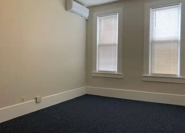 Property at 180-17 Jamaica Ave Unit 1st Fl, Jamaica, NY, 11432, 2 beds, 1 bath, [object Object]