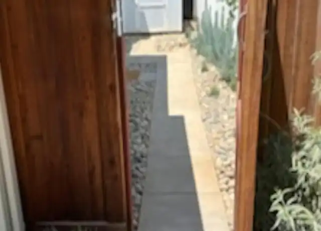 Property at 10445 Bonneville St, Riverside, CA, 92505, 1 bed, 1 bath, [object Object]
