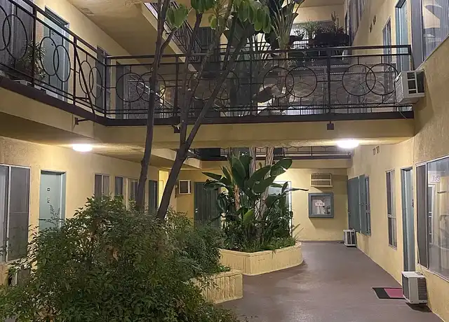 Property at 5545 Carlton Way - 5545 Carlton Way, Los Angeles, CA, 90028, 1 bed, 1 bath, [object Object]
