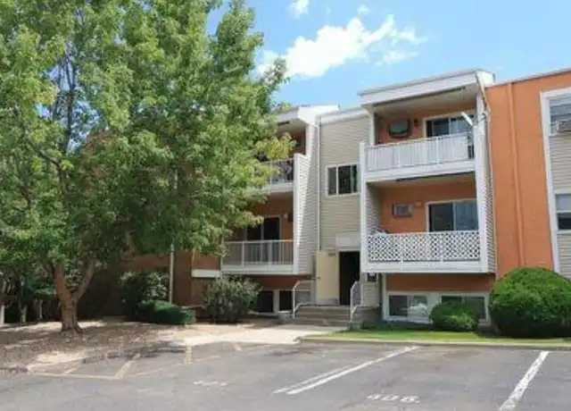 Property at 1400 Golden Cir, Golden, CO, 80401, 3 beds, 2 baths, [object Object]
