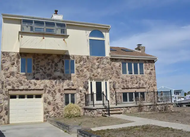 Property at 31 Seaview Dr Unit July, Longport, NJ, 08403, 4 beds, 4.5 baths, [object Object]
