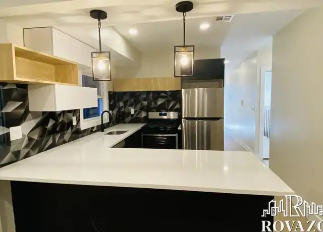Property at 102 Pennington St Unit 6, Newark, NJ, 07105, 2 beds, 1 bath, [object Object]
