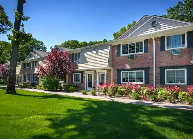 Property at 5 Exeter Pl Unit 503B, Glen Head, NY, 11545, 2 beds, 1 bath, [object Object]