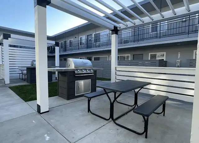 Property at Courtyard Apartments at La Pat Place - 13872 La Pat Pl, Westminster, CA, 92683, 1 bed, 1 bath, [object Object]