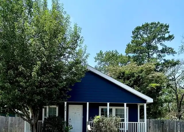 Property at 138 Varsity Dr, Huntsville, TX, 77340, 4 beds, 4 baths, [object Object]