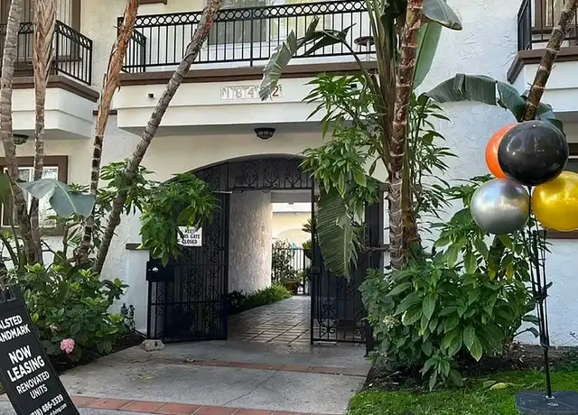 Property at Halsted Landmark Apartments - 18402 Halsted St, Northridge, CA, 91325, 1-2 bed, 1 bath, [object Object]