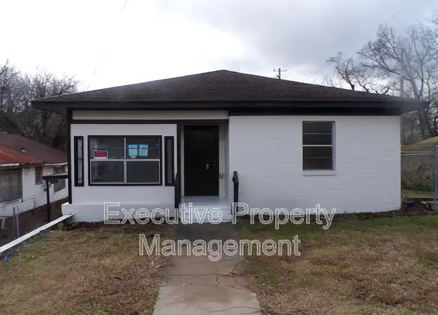 Property at 301 57th St, Fairfield, AL, 35064, 3 beds, 1 bath, [object Object]