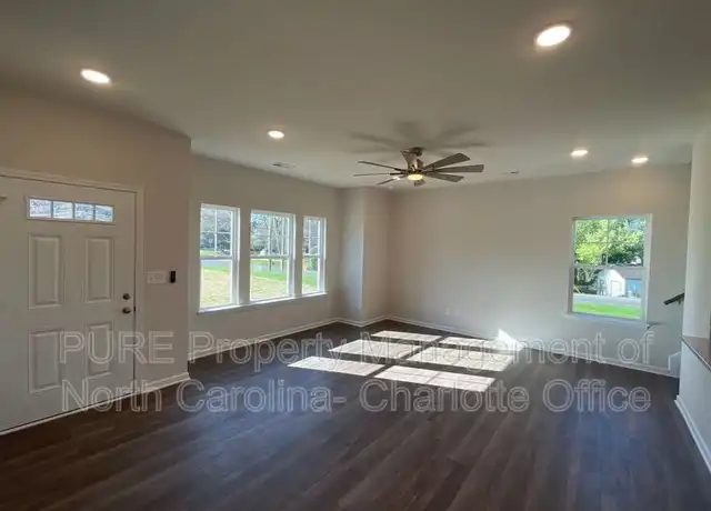 Property at 1106 Foundry Dr, Gastonia, NC, 28054, 3 beds, 2.5 baths, [object Object]