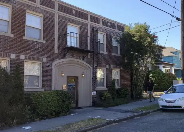 Property at 4303 Phinney Ave N #3, Seattle, WA, 98103, 0 beds, 1 bath, [object Object]