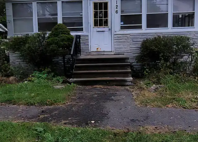 Property at 126 Mather St, Syracuse, NY, 13203, 3 beds, 1 bath, [object Object]