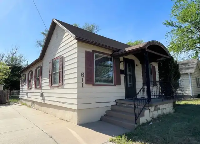 Property at 611 N Jackson St, Hutchinson, KS, 67501, 2 beds, 1 bath, [object Object]