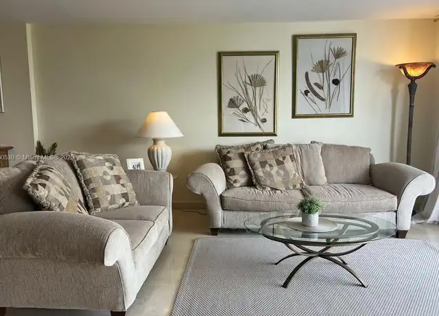 Property at 18151 NE 31st Ct #1005, Aventura, FL, 33160, 1 bed, 1.5 baths, [object Object]
