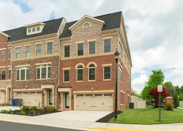 Property at 7200 Holywell Ln, Falls Church, VA, 22043, 4 beds, 3.5 baths, [object Object]