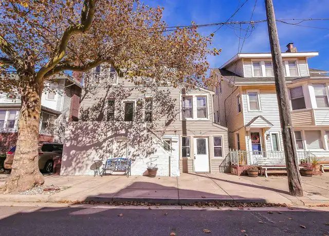 Property at 11 S Buffalo Ave, Ventnor City, NJ, 08406, 4 beds, 2 baths, [object Object]