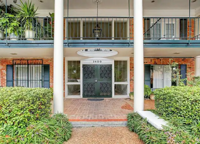 Property at 3400 Timmons Ln, Houston, TX, 77027, 2 beds, 1 bath, [object Object]