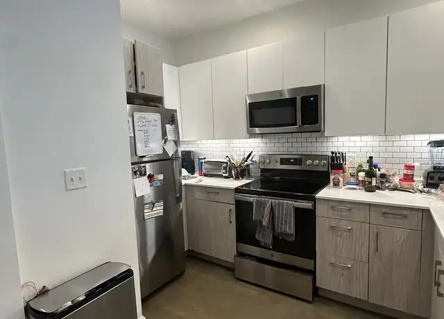 Property at 1406 Beacon St Unit 3, Brookline, MA, 02446, 3 beds, 2 baths, [object Object]