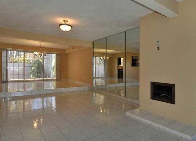 Photo of 77 Hoffman Ave Unit C, Cranston, RI 02920
