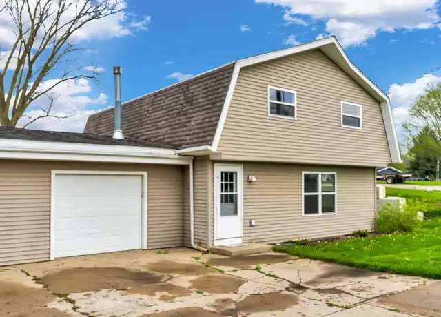 Property at 2317 S 275 E Unit A, Warsaw, IN, 46580, 4 beds, 2 baths, [object Object]