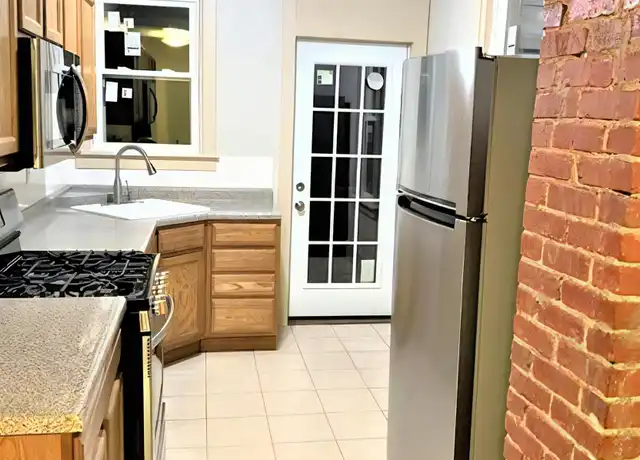 Property at 464 S Meadowcroft Ave #462, Pittsburgh, PA, 15228, 2 beds, 1 bath, [object Object]