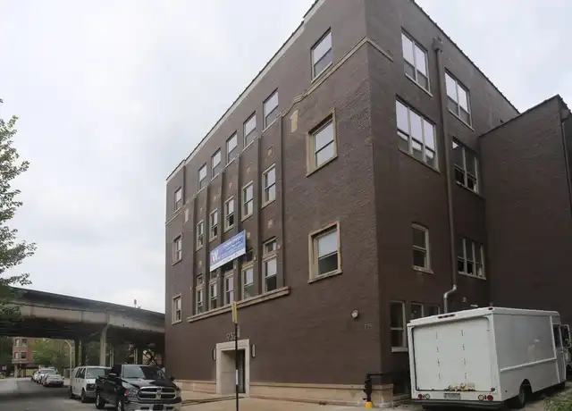 Property at 927 W Dakin St Unit 103, Chicago, IL, 60613, 3 beds, 2 baths, [object Object]