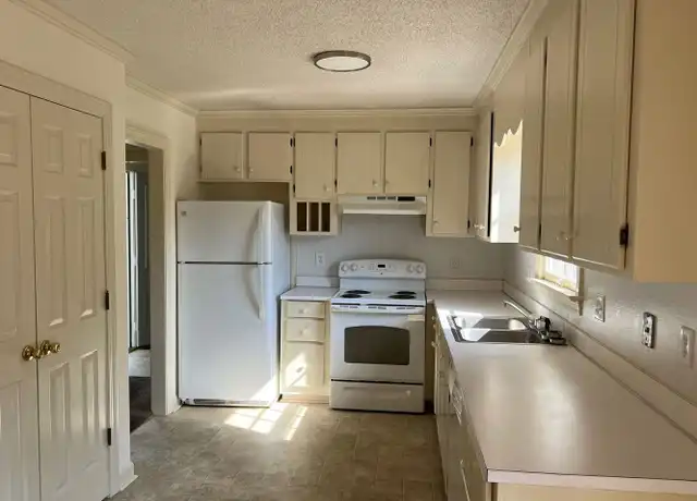 Property at 2429 Sexton Rd, Rocky Mount, NC, 27804, 3 beds, 2.5 baths, [object Object]