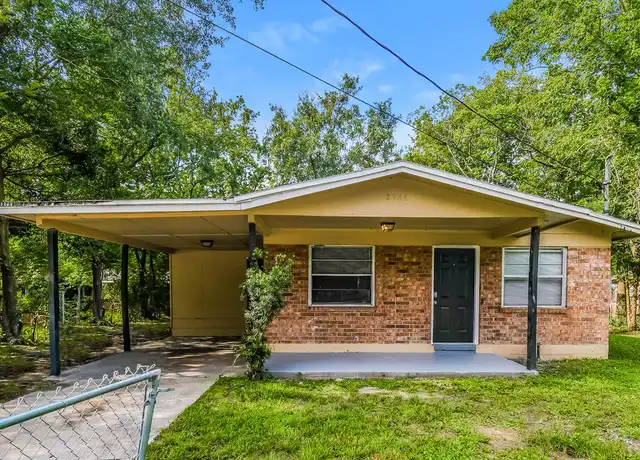 Property at 2966 W 5th St, Jacksonville, FL, 32254, 4 beds, 1.5 baths, [object Object]