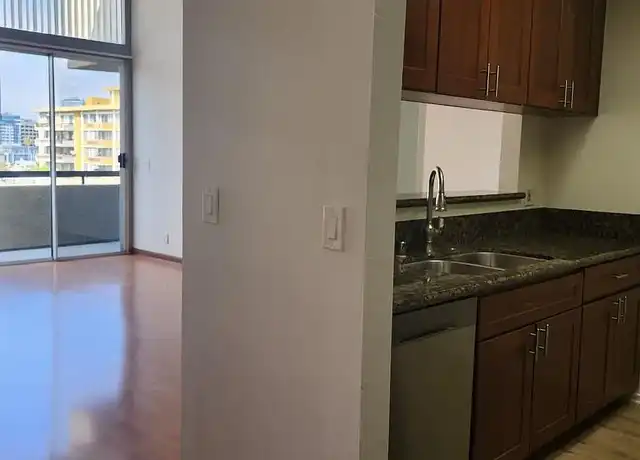 Property at 315 S La Fayette Park Pl, Los Angeles, CA, 90057, 2 beds, 2 baths, [object Object]