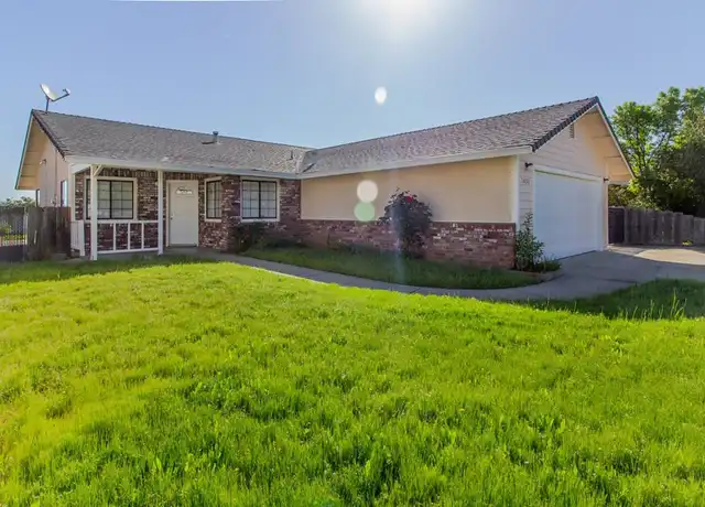 Property at 1632 Whistling Dr, Redding, CA, 96003, 4 beds, 2 baths, [object Object]
