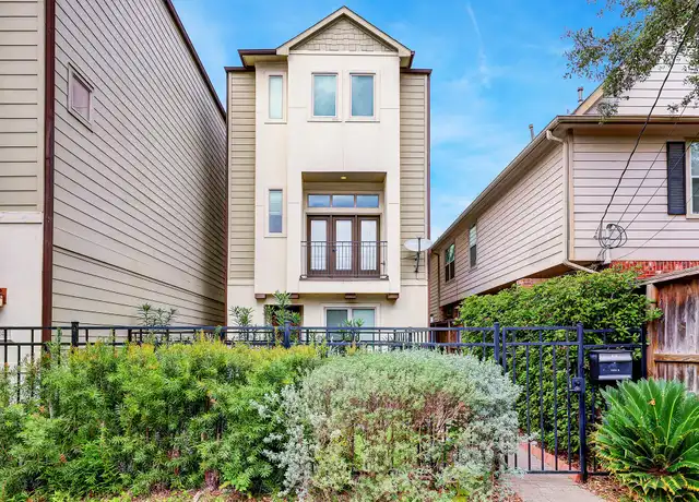 Property at 5424 Petty St Unit B, Houston, TX, 77007, 3 beds, 3.5 baths, [object Object]