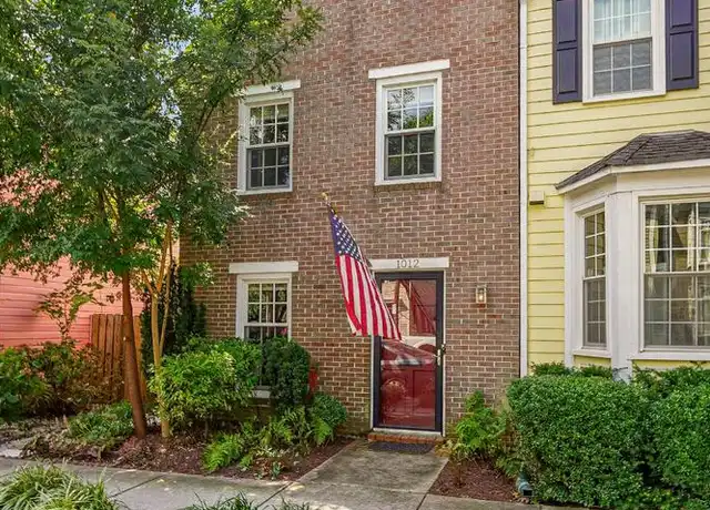 Property at 1012 Oronoco St, Alexandria, VA, 22314, 2 beds, 2.5 baths, [object Object]