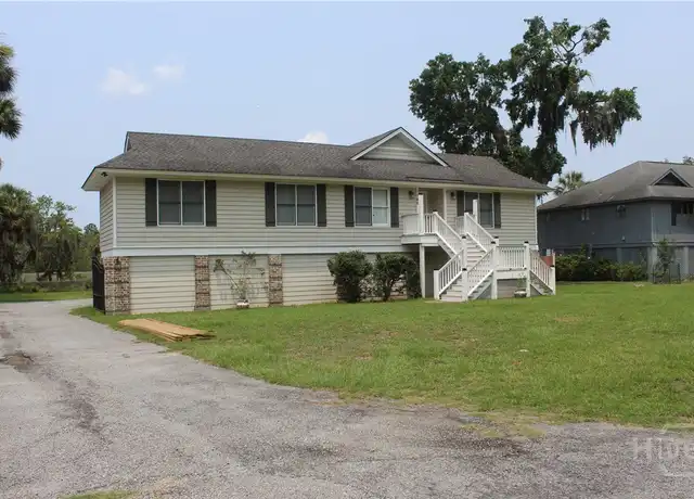 Property at 146 Lincoln Cir, Richmond Hill, GA, 31324, 5 beds, 3 baths, [object Object]