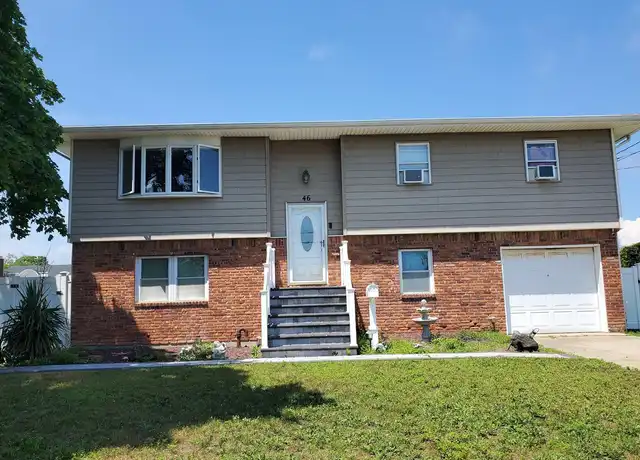Property at 46 Sunrise Ave, Lindenhurst, NY, 11757, 2 beds, 1 bath, [object Object]