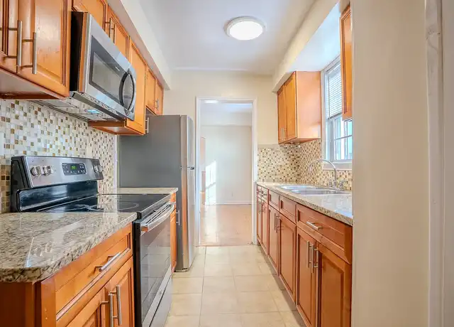 Property at Shaker Collection - 12929 Shaker Blvd, Cleveland, OH, 44120, 1-2 bed, 1-2 bath, [object Object]