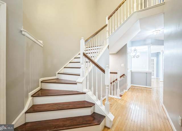 Photo of 14873 Links Pond Cir, Gainesville, VA 20155